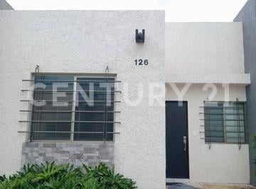 Casa · 51m² · 2 Recámaras · 1 Estacionamiento · Casa Amueblada en Renta en Las Palomas, Zapopan.