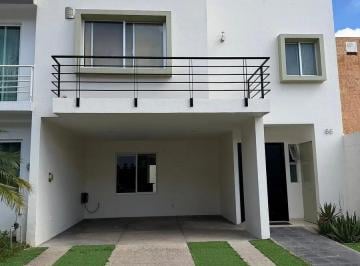 Casa de 3 habitaciones, Zapopan · Casa en Venta Ciudad Granja