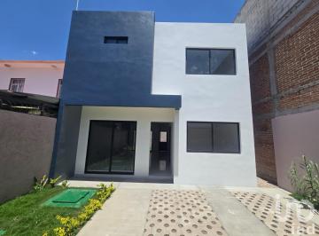 Casa · 150m² · 4 Recámaras · 2 Estacionamientos · Casa Nueva en Venta en Adonahi, Tuxtla, con Recamara en Planta Baja
