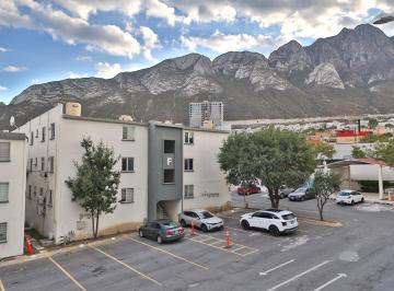 Departamento de 3 habitaciones, Santa Catarina · Departamento Amueblado en Renta en Valle Poniente | 3 Recámaras con Baño Propio
