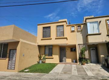 Casa · 90m² · 1 Estacionamiento · Casa en Renta Sin Muebles Fraccionamiento Los Encantos