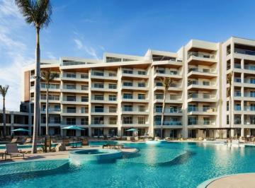 Departamento de 2 habitaciones, Los Cabos · Condo Frente Al Mar, Alberca, Terraza, Spa, Beach Club, en Venta