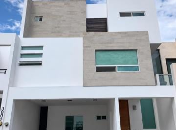 Casa de 3 habitaciones, Monterrey · Casa Moderna y Amplia en Venta en Colinas del Valle