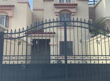 Casa en condominio · 3 Recámaras · 2 Estacionamientos · Se Vende Casa en Urbi Montecarlo - (4)
