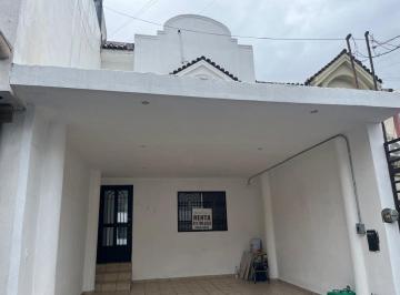 Casa de 2 habitaciones, Monterrey · Casa en Renta en Colonial Cumbres, Monterrey N. L.
