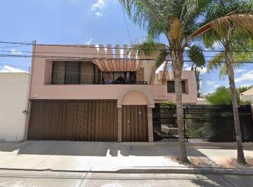 Casa de 4 habitaciones, Aguascalientes · Hermosa Casa en Venta en Aguascañientes!