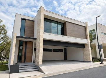 Casa de 4 habitaciones, Santiago · Casa en Venta en Santiago Zona El Yerbaniz Privada Los Nogales