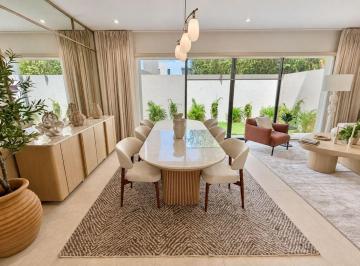 Casa en condominio de 3 habitaciones, Benito Juárez · Casa en Venta en Residencial Arbolada Cancun