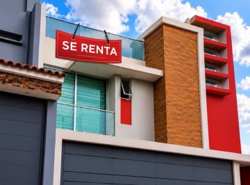 Casa de 3 habitaciones, San Pedro Tlaquepaque · Casa en Renta, 3 Niveles con Terraza, Frac Revolución