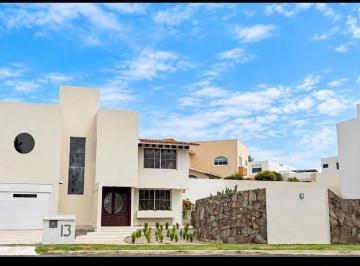 Casa · 3 Recámaras · 3 Estacionamientos · Casa en Playas del Conchal