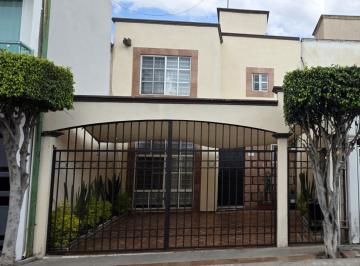 Casa de 3 habitaciones, Ecatepec de Morelos · Hermosa Casa en Las Americas