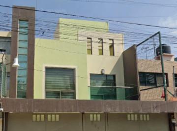 Casa de 3 habitaciones, Azcapotzalco · Casa Moderna por Remate Bancario en Azcapotzalco: 193 m² de Terreno por Solo $820,000