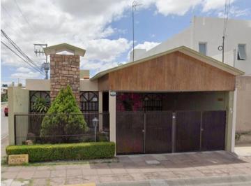 Casa de 4 habitaciones, Aguascalientes · Casa en Venta: Sierra de La Canela, Col. Bosques del Prado, C. P. 20127, Aguascalientes, Aguascalient