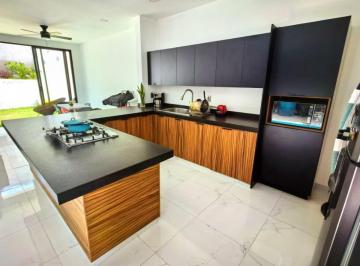 Casa de 4 habitaciones, Tuxtla Gutiérrez · Casa en Venta Col Calichal Zona Nte Pte de La Ciudad a Cuadras de La Prolongación de La 5ta Norte