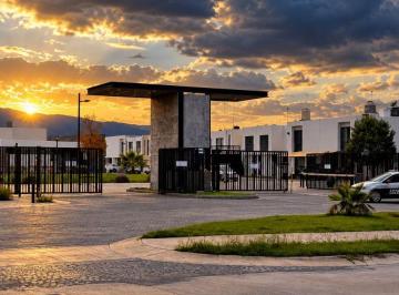 Casa de 2 habitaciones, San Luis Potosí · Casa en Renta Los Lagos Residencial