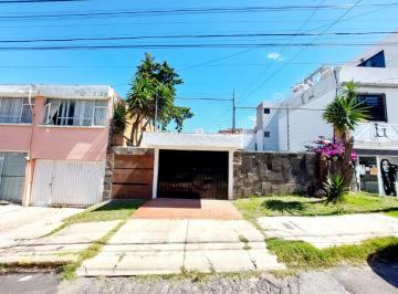 Casa uso de suelo de 3 habitaciones, Puebla · Casa Para Oficinas en Renta en La Paz, Puebla, con 3 Estacionamientos $20,000