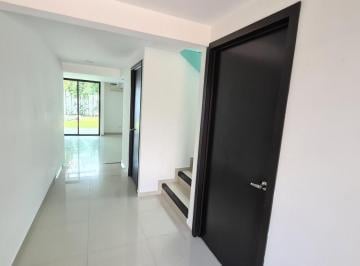 Casa · 200m² · 2 Estacionamientos · Casa Residencial a 10 Minutos de Tabasco 2000 Seguridad Acceso Controlado