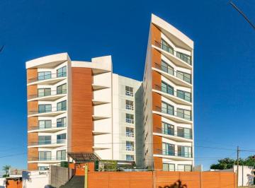 Departamento · 140m² · 2 Recámaras · 2 Estacionamientos · Departamento Amueblado con Vista a Laguna Edificio Residencial