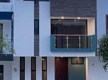 Casa en condominio · 175m² · 4 Recámaras · 2 Estacionamientos · Casa en Venta en Bosques de Santa Anita