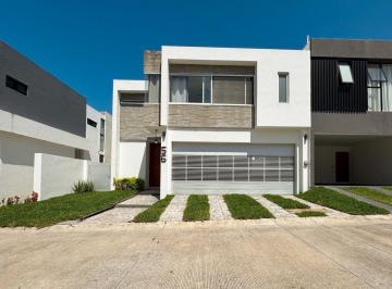 Casa · 218m² · 3 Recámaras · Casa - Punta Tiburón