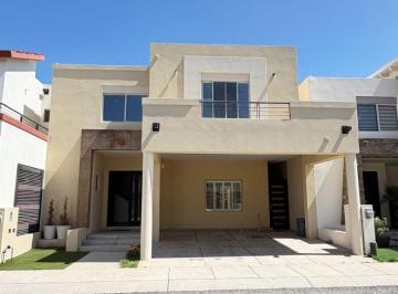 Casa de 3 habitaciones, Hermosillo · Casa en Venta en Monterosa Residencial en Hermosillo, Sonora
