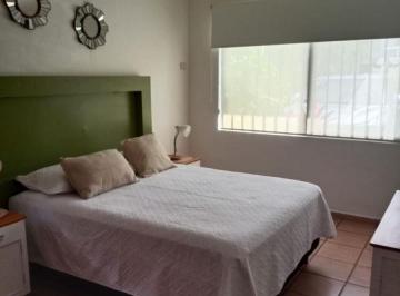 Departamento de 2 habitaciones, Benito Juárez · Departamento Amueblado en Renta en Sm17, Av Nizuc, Cancún | 2 Recámaras | Alberca