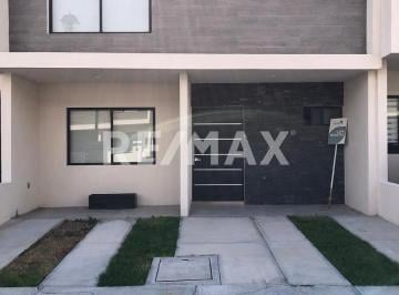 2b6bf689d80bed1bfbd10de953a51fa2c87e9513b838f28c294116f6bfcf8a7e · Casa en Condominio en Venta Residencial El Refugio