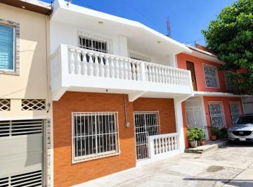Casa de 3 habitaciones, Boca del Río · Casa con 3 Recámaras en Venta en Fraccionamiento Virginia de Boca del Rio Veracruz