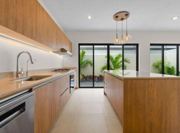 Casa de 3 habitaciones, Puerto Vallarta · Casa Nueva en Venta en Fluvial Vallarta | 3 Recamaras, Rooftop y Paneles Solares