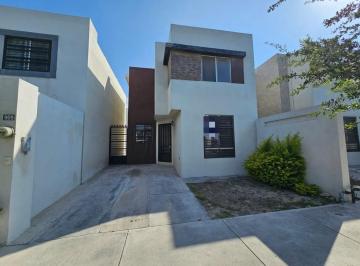 Casa · 84m² · 3 Recámaras · 1 Estacionamiento · Casa en Santa Maria