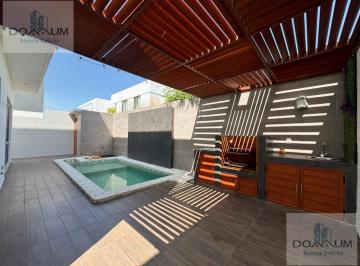 Casa · 218m² · 3 Recámaras · 2 Estacionamientos · En Venta o Renta Casa en Punta Tiburón 3 Recámaras, Alberca y Paneles Solares