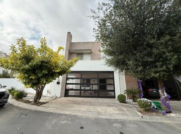 Casa de 3 habitaciones, Monterrey · Venta de Casa con Terreno Excedente Cumbres San Agustin Monterrey