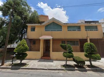 Casa Venta 300m² de 5 habitaciones · Casa en Venta con Precio de Remate En:naucalpan de Jujarez. Ciudad Brisa, Mar de Las Ondas Admg