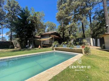 Casa de 2 habitaciones, Valle de Bravo · Casa en Renta en Valle de Bravo, El Castellano