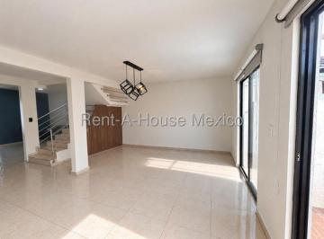 Casa de 3 habitaciones, Querétaro · Venta - Casa con 3 Recámaras, Sala de Tv, Amenidades - El Refugio