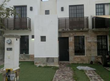 Casa de 3 habitaciones, León · Casa en Venta en Bosques del Dorado Elite $2,100,000 Urgente
