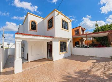 c876838d250fa75b866798cf16f244c890cb0d036ae3cecb7727b2351020510d · Casa Céntrica en Renta · 3 Recámaras · Sm39 · Oficina o Habitacional