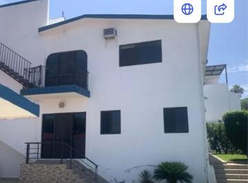 Casa de 4 habitaciones, Temixco · Hermosa Casa con Alberca en Fraccionamiento Las Brisas, Temixco!