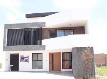 1 · Casa en Venta en Lomas de Angelópolis
