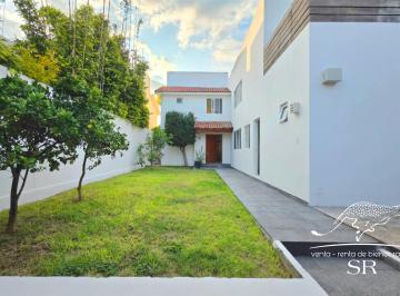 Casa de 3 habitaciones, Querétaro · Casa en Renta Jurica