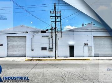 Bodega comercial · 1300m² · 5 Estacionamientos · Bodega Comercial en Renta Centro Monterrey