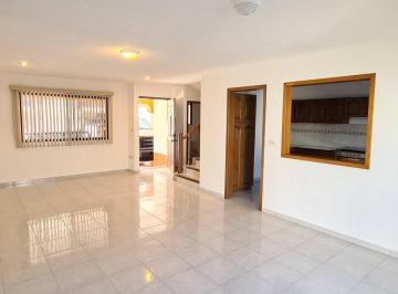 Casa · 200m² · Casa en Renta en Privada con Seguridad Cerca de Plaza Altabrisa
