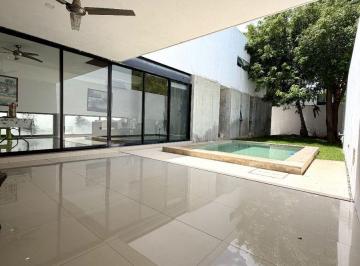 Casa en condominio de 3 habitaciones, Mérida · Hermosa Casa con Doble Altura en Venta San Jose Tulipanes Cholul Merida Yuc.