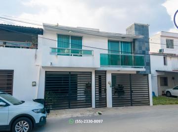 Casa de 4 habitaciones, Centro · Casa en Venta con 4 Recámaras en Blancas Mariposas, Centro