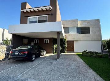 Casa en condominio · 336m² · 3 Recámaras · 3 Estacionamientos · Casa en Condominio en La Vista Residencial