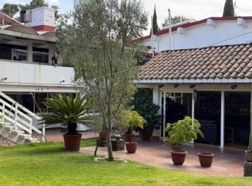 Casa de 4 habitaciones, Alvaro Obregón · Venta de Casa en Jardines del Pedregal.
