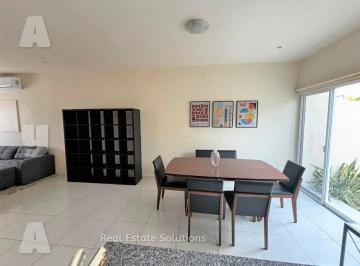 Casa · 140m² · 3 Recámaras · 3 Estacionamientos · Casa en Venta/renta, 3 Recámaras, Amueblada/equipada, York, Long Island, Av Huayacán, Cancún