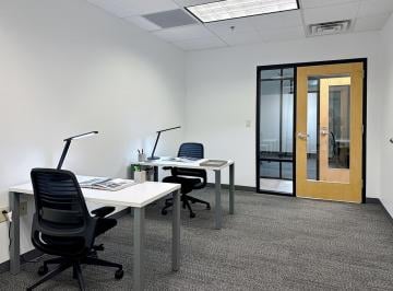 Oficina · 50m² · Encuentra Oficinas Para Rentar en Ciudad de Mexico, Sierra Gorda Lomas Para 1 Persona con Todo Inclu
