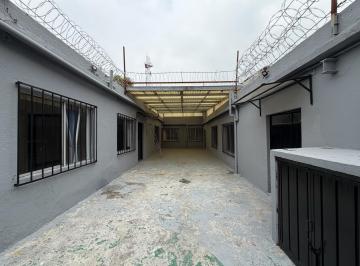 Bodega comercial · 270m² · 3 Estacionamientos · Bodega Comercial U Oficinas - Puente de Vigas