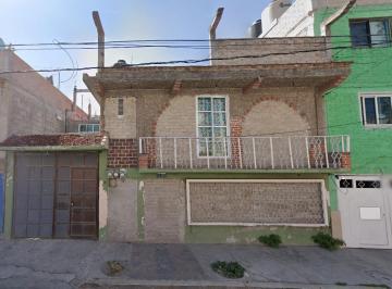 Casa de 3 habitaciones, Iztapalapa · Remate Bancario - Casa en La Esperanza, Iztapalapa, Cdmx